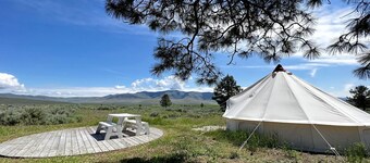 Gorgeous Bell Tent Retreat in Hot Spings, Montana