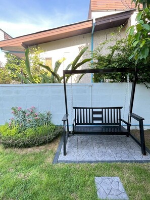 Ferienhaus, 4 Schlafzimmer, Raucher, Gartenblick | Außenbereich