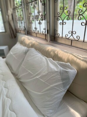 4 bedrooms - 5 Beds 452sqm With Private Garden Pet-friendly Cctv Quiet and Homey (Bangkok)