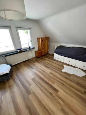 2 bedrooms, WiFi