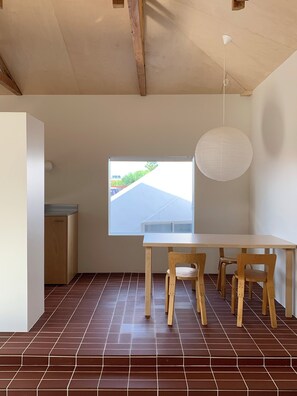 House, Patio | In-room dining