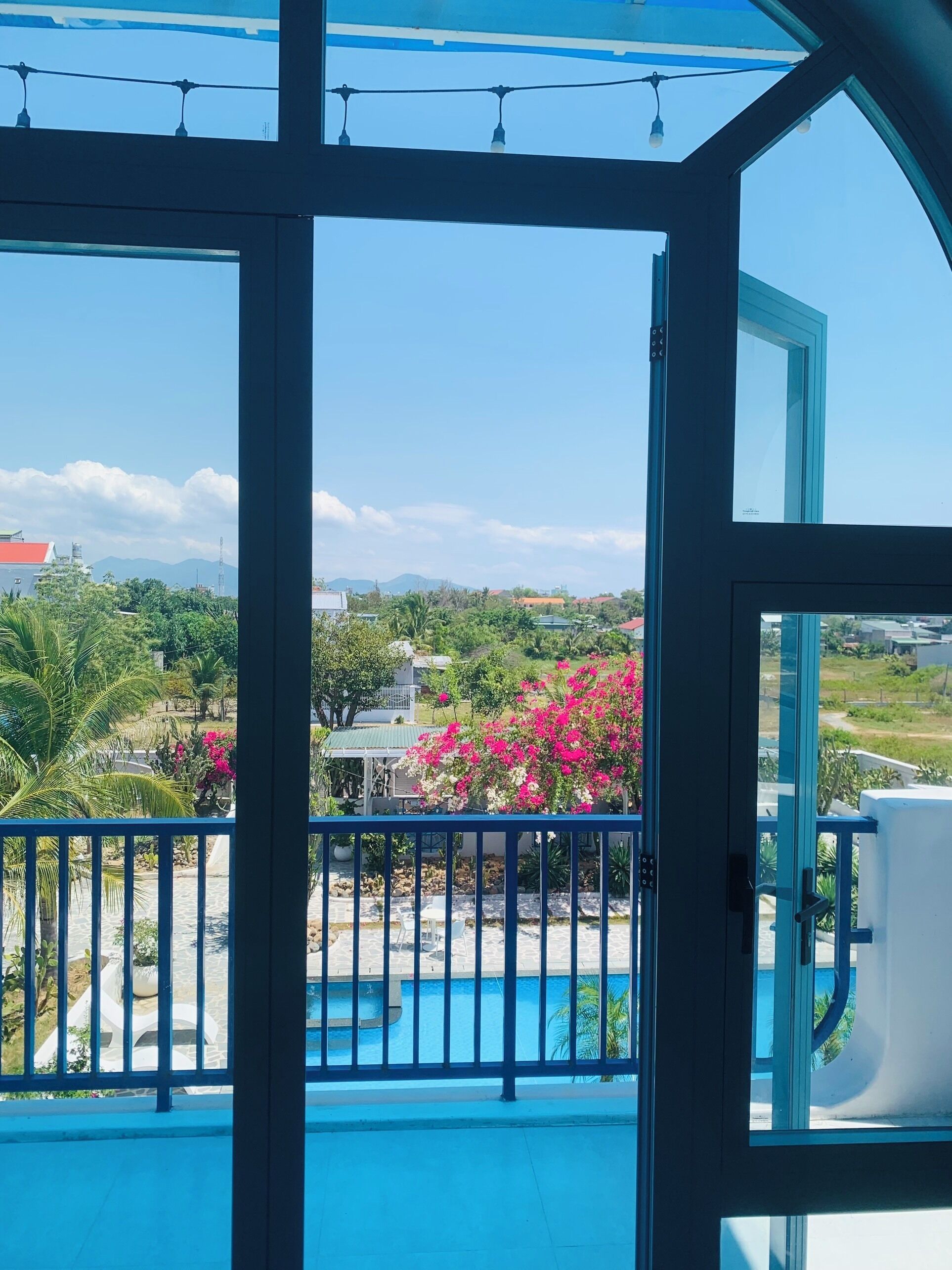 Deluxe Double Room, Balcony, Garden View | Blackout drapes, soundproofing, iron/ironing board, free WiFi