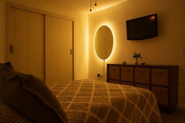 1 bedroom, desk, iron/ironing board, free WiFi