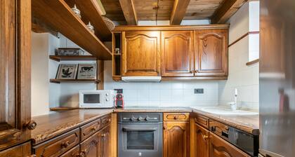 Casa Tarter in Gessa Town 10 pax