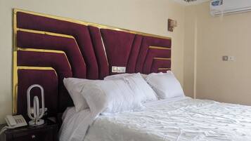 Deluxe Studio, Balcony | Free WiFi