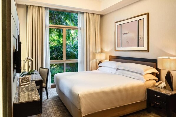 2 bedrooms, in-room safe, desk, iron/ironing board