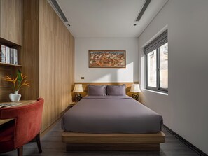 Executive Apartment, 2 Bedrooms | Desk, laptop workspace, iron/ironing board, free WiFi