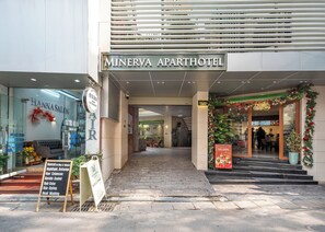 Front of property - Minerva Aparthotel Hanoi (Hoan Kiem)