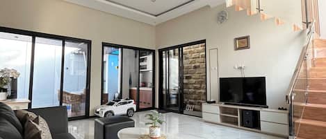 Superior Villa, Private Pool, Mountain View | Living area