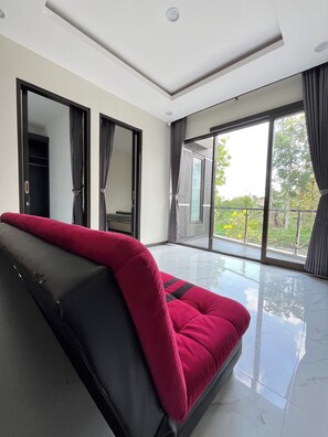 Perhehuvila, useita sänkyjä, jääkaappi, vuoristonäköala | Ilmainen Wi-Fi