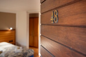 1 bedroom - Tenuta dell'Argento - Room 8 by Rentbeat  (Civitavecchia)