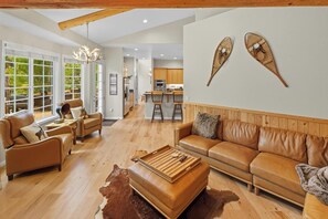 TV, fireplace, foosball, table tennis