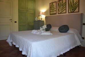 Comfort Double Room - Il Borgo delle Pampare (Campello sul Clitunno)