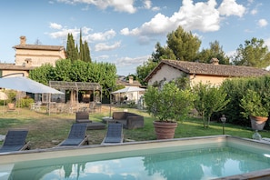 Seasonal outdoor pool, pool loungers - Il Borgo delle Pampare (Campello sul Clitunno)