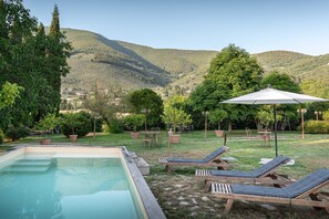 Seasonal outdoor pool, sun loungers - Il Borgo delle Pampare (Campello sul Clitunno)