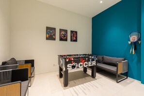 Spielezimmer