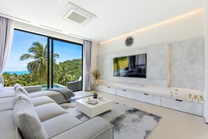 Villa, Balcony, Sea View | Living area