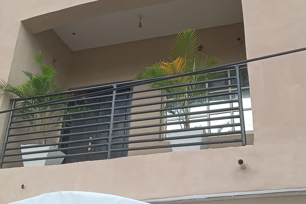 Aflex Hotel & Suites