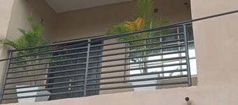 Aflex Hotel & Suites