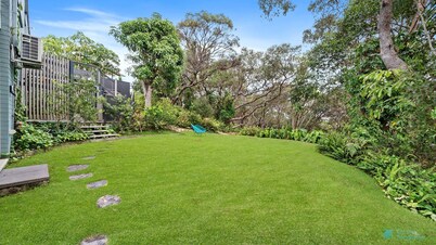 Whales Tale by Discover Stradbroke