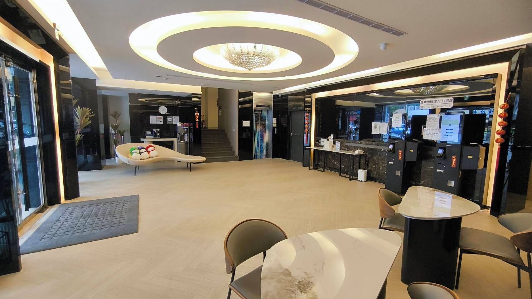 Lobby pihenő