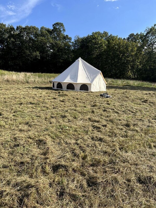 المنشأة من الخارج