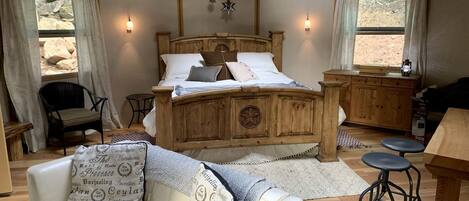 1 bedroom, bed sheets