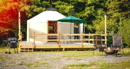 Roan Mountain Glamping Yurt, Ideal to Hike the Appalachian Trail