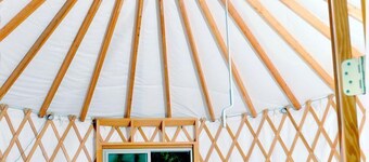 Roan Mountain Glamping Yurt, Ideal to Hike the Appalachian Trail