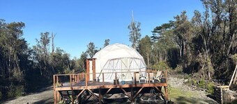 Off-Grid Luxury Dome For Stargazing Close to Volcano National Park, Hilo, Pahoa, Keaau
