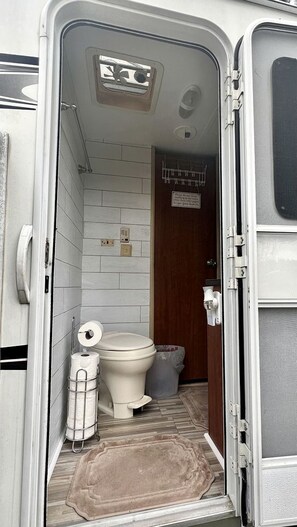 Jetted bath, hair dryer, towels, soap