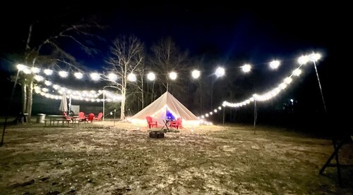 Rustic Bell Tent on a Texan Farm, Nestled in the Sam Houston National Forest, Perfect for a Weekend Getaway