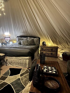 1 bedroom, WiFi, bed sheets, wheelchair access