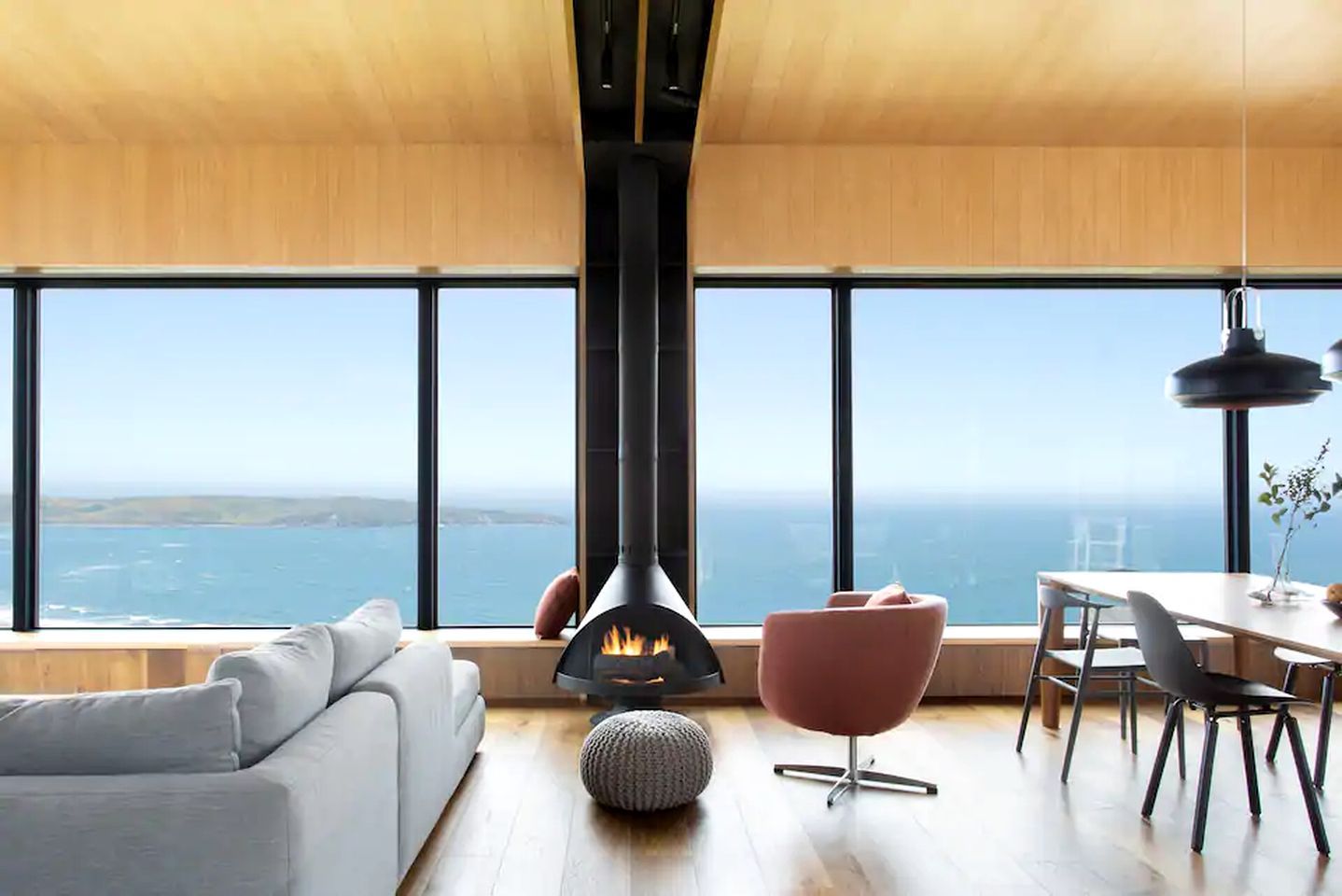 Sky House Boutique Seaside Retreat With Cinema Near Dillon Beach - Dillon Beach, CA