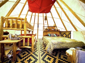 1 habitación y ropa de cama