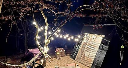 Remote Mountain A-Frame with BBQ Perfect for Nature Lovers in West Virginia