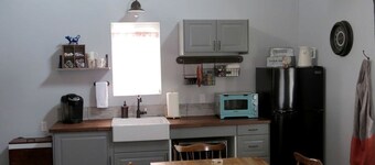 Brand New, Modern Country Cabin near Bryce Canyon National Park, Utah