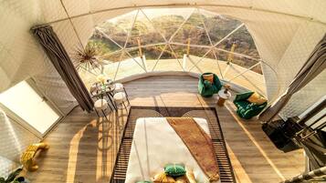 1 habitación, wifi y ropa de cama