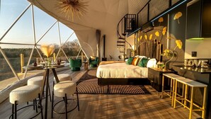 Dining - Incredible Luxurious Dome for a Relaxing Getaway in Smithville, Texas (Smithville)