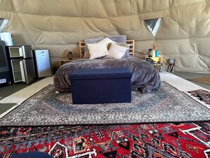 1 chambre, literie fournie