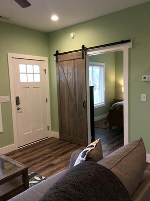 TV, fireplace - Lovely Smoky Mountains Retreat in Waynesville (Waynesville)