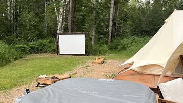 Outdoor spabad