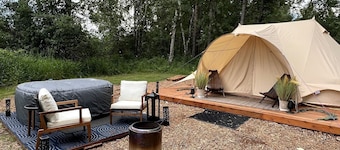 Romantic Luxury Glamping Tent with Riverfront Views near Sandpoint, Idaho