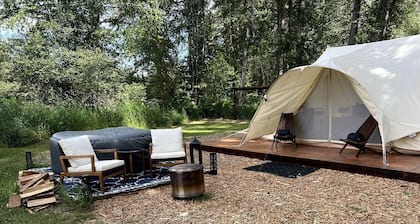 Romantic Luxury Glamping Tent with Riverfront Views near Sandpoint, Idaho