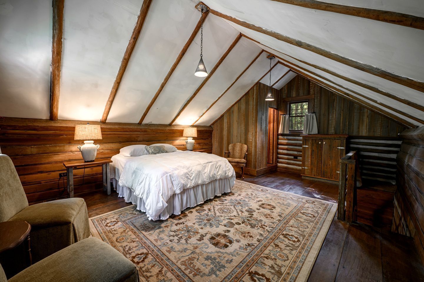 2 Schlafzimmer, Schreibtisch, Bügeleisen/Bügelbrett, WLAN