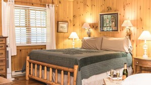 1 slaapkamer, een strijkplank/strijkijzer, wifi, beddengoed