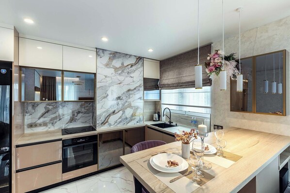 Comfort Apartment, Balcony, City View | Private kitchen - Spacious apartments in the RC Minsk Mir (Minsk)