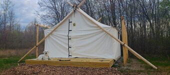 Fabulous Michigan Glamping Getaway near South Haven
