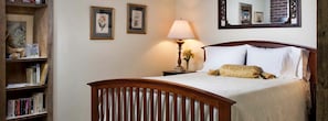 1 bedroom, in-room safe, iron/ironing board, WiFi