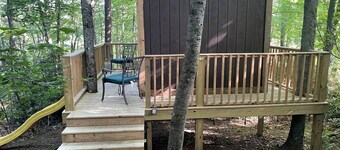 Treehouse Glamping in Boone, NC